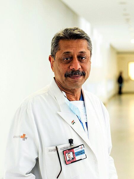 ڈاکٹر یورولوجسٹ Samir